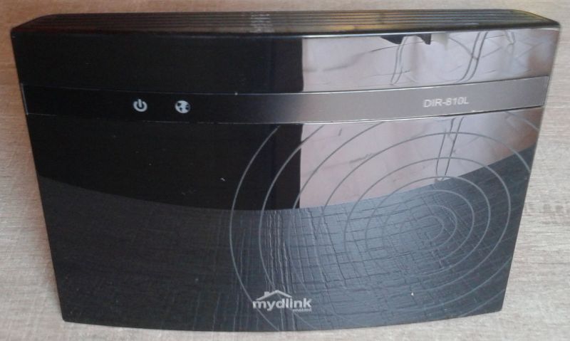 dir-810l_front.jpg dir-810l_front.jpg