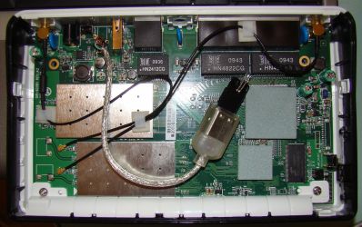 D-Link DIR-825 B2 with second USB port in use