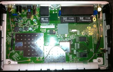 D-Link DIR-825 C1 board