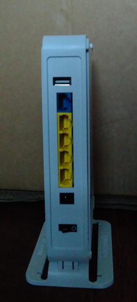 wlr7100-v1-002_side.png wlr7100-v1-002_side.png