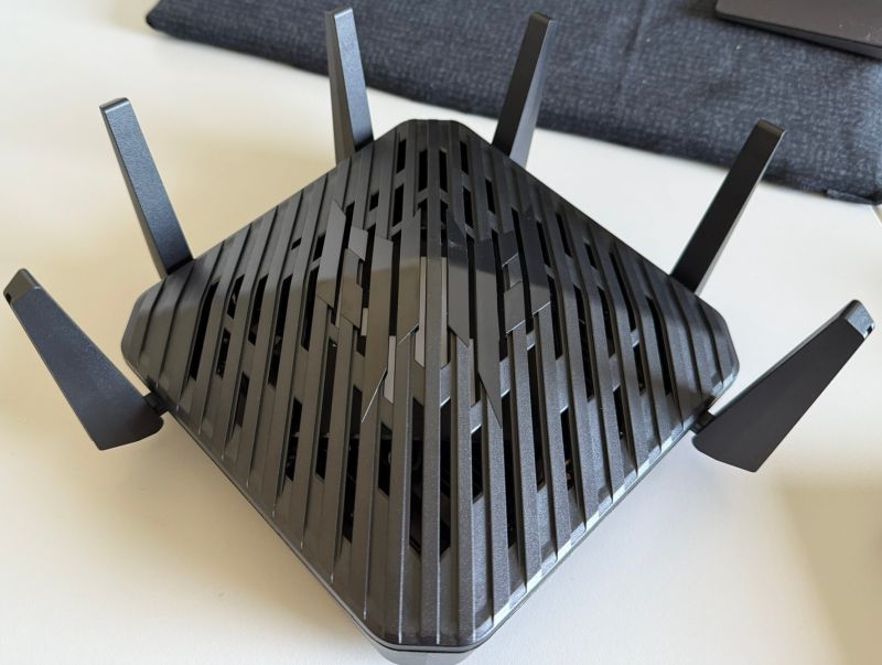 Acer Predator Connect W6 - Topview