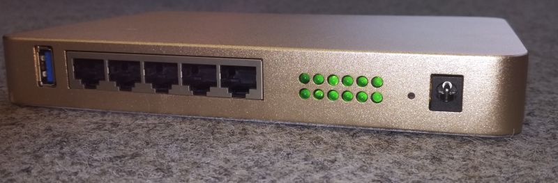 unielec_u7621-06_front.jpg unielec_u7621-06_front.jpg